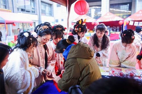 赶集迎新年 杭州古荡老字号年货市集热闹开街