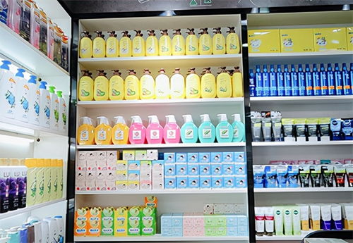 小小日化杂货店的背后，竟藏着一套赚钱秘籍